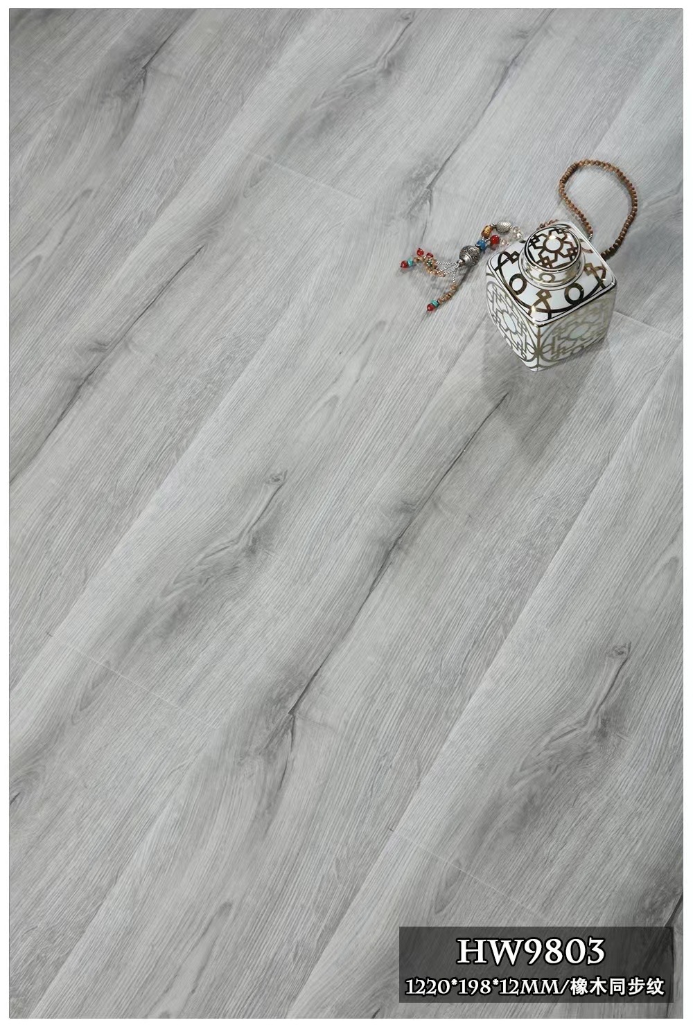 實木地板如何保養(yǎng)？關(guān)于打蠟、拋光、打磨的一些竅門