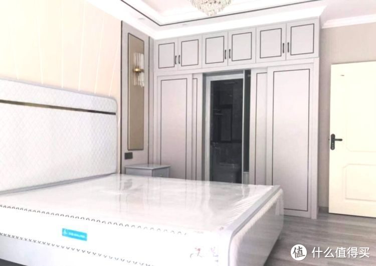 119㎡現(xiàn)代簡(jiǎn)約三居室，20萬(wàn)全包給熟人裝修，還沒(méi)開始入住先曬曬