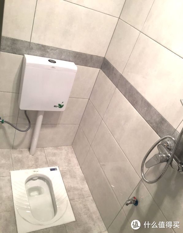 買不起別墅可以看看躍層，128㎡三室兩廳大躍層，堪稱空中別墅