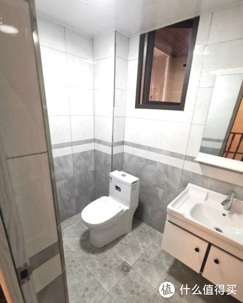 買不起別墅可以看看躍層，128㎡三室兩廳大躍層，堪稱空中別墅