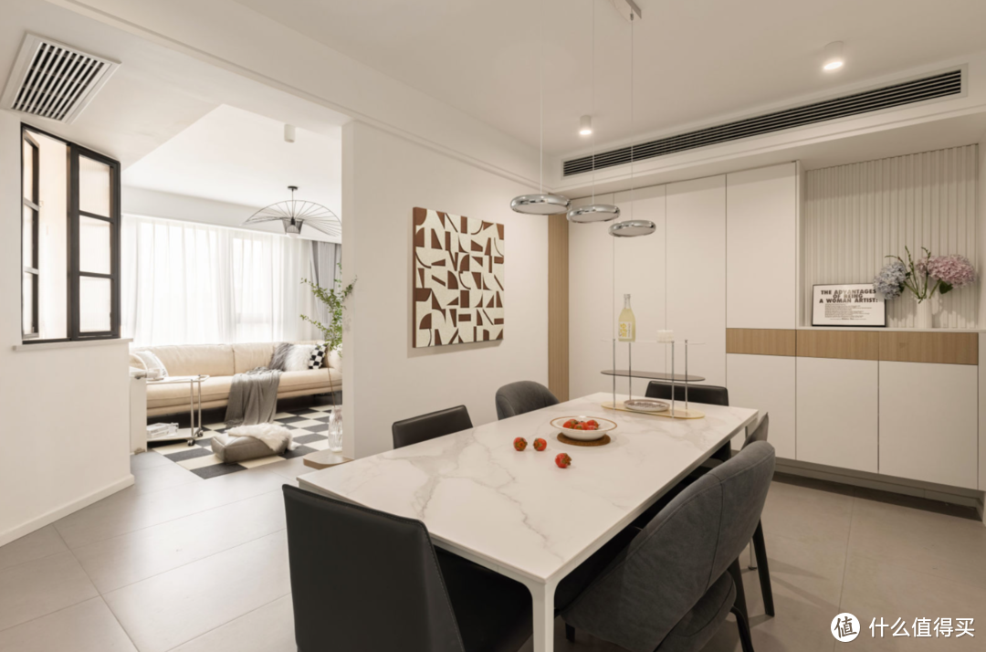 兩室改三室，單衛(wèi)改雙衛(wèi)，她家布局，說是“神設(shè)計(jì)”都不為過