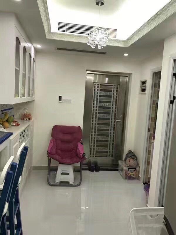 曬曬住2年的房子，一開始都很滿意，現(xiàn)在越看吊柜越不順眼