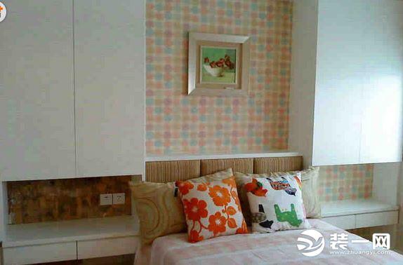 哪款床頭嵌入式衣柜效果圖對映你的臥室裝修風格？