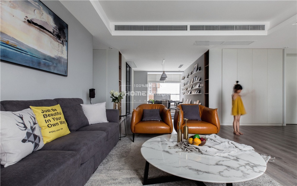 客廳沙發(fā)裝修效果圖49萬打造150平高級(jí)感的性冷現(xiàn)代簡約客廳設(shè)計(jì)圖片賞析