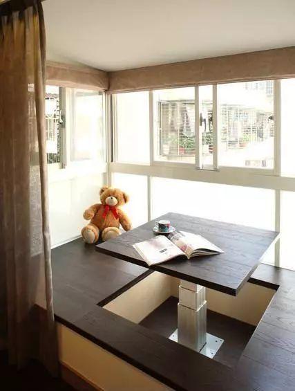 陽臺別亂裝，8個榻榻米設計分享給你，多出一間房真不是吹牛的