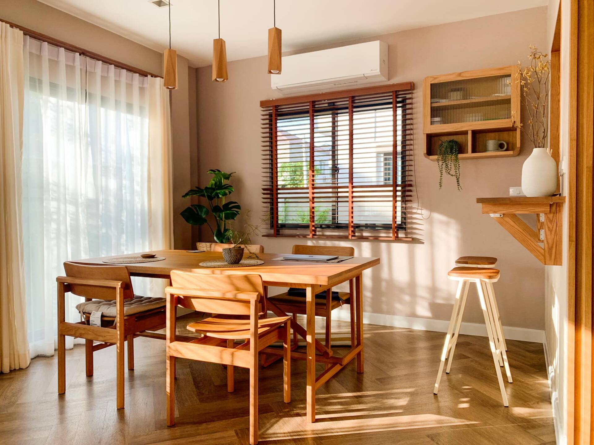 看了這一棟別墅，我才意識到：裝修可以不奢華，但一定要有煙火氣