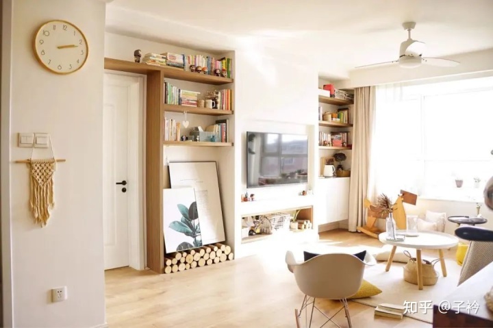 客廳電視墻裝修設(shè)計(jì)_新中式客廳電視背墻墻_客廳墻三米六買多大電視