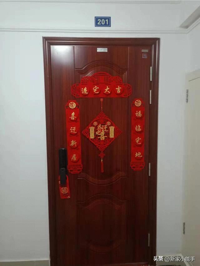 辛苦半年終于喬遷入住，不吊頂不做電視墻，簡單又省錢，很舒服