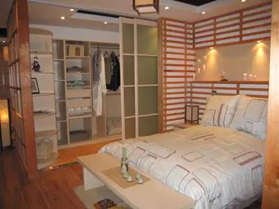 臥室手繪墻畫(huà) 土巴兔裝修效果_女生臥室裝修效果圖_歐式臥室裝修效果圖片