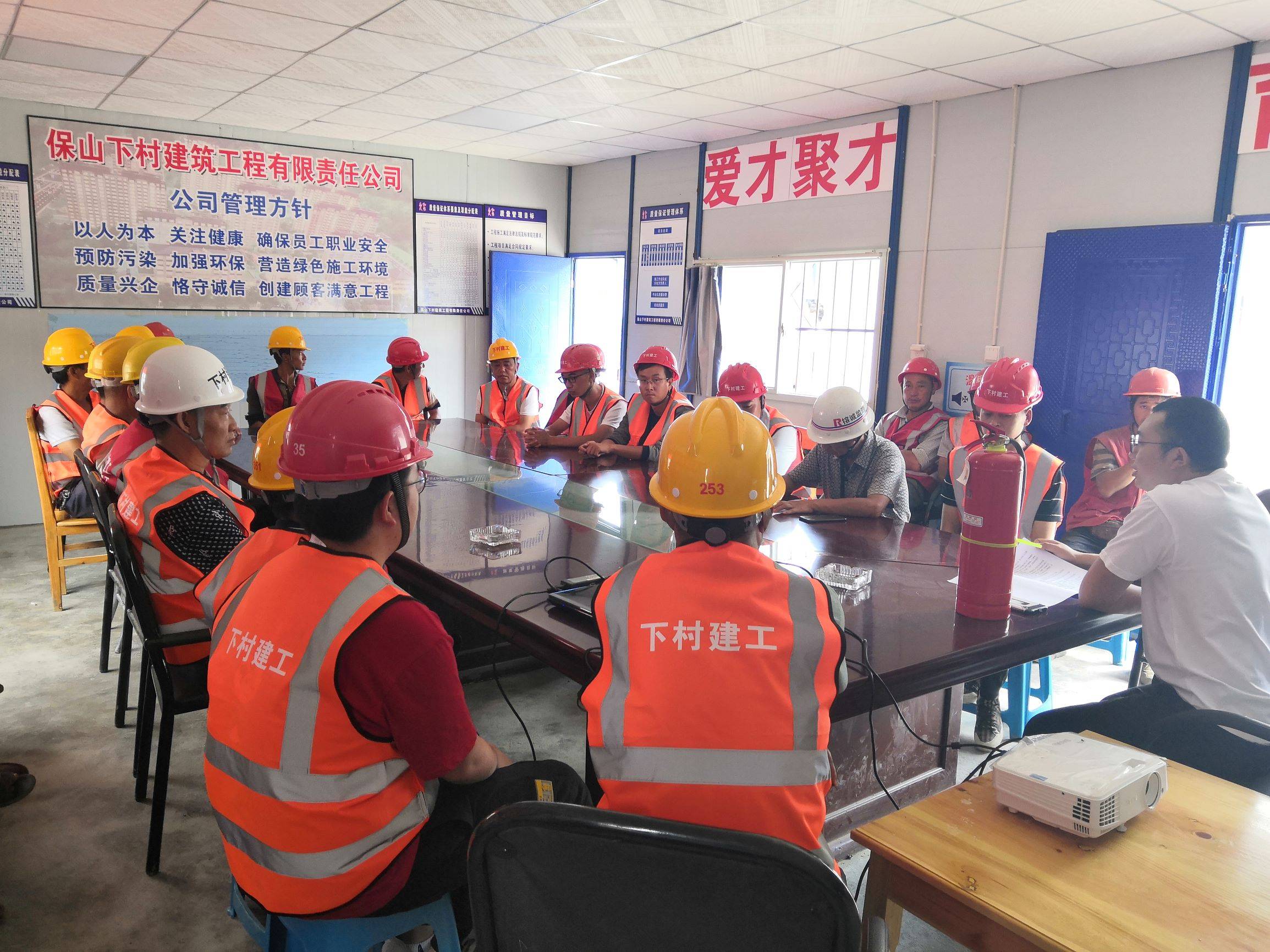 室內(nèi)裝修設(shè)計學習_重慶室內(nèi)裝飾設(shè)計學習_學習室內(nèi)設(shè)計師